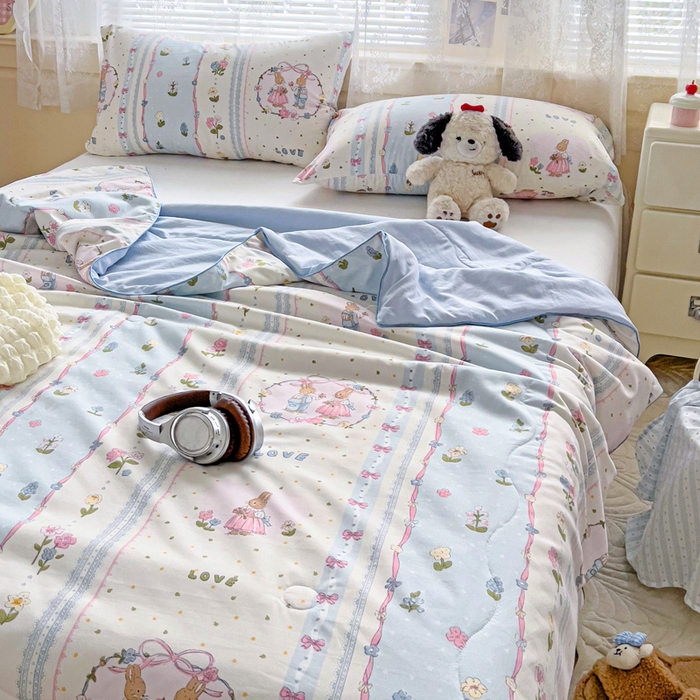 91家纺网 家纺一手货源 找家纺 2025春夏新款嵌绳款云柔水洗棉单夏被夏凉被空调被 嵌绳夏被-爱尔庄园