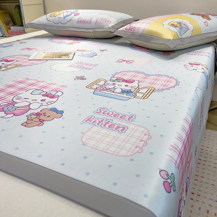 91家纺网 家纺一手货源 找家纺 摩妮卡 2025小清新数码冰丝席 碳光席三件套 凯蒂甜心