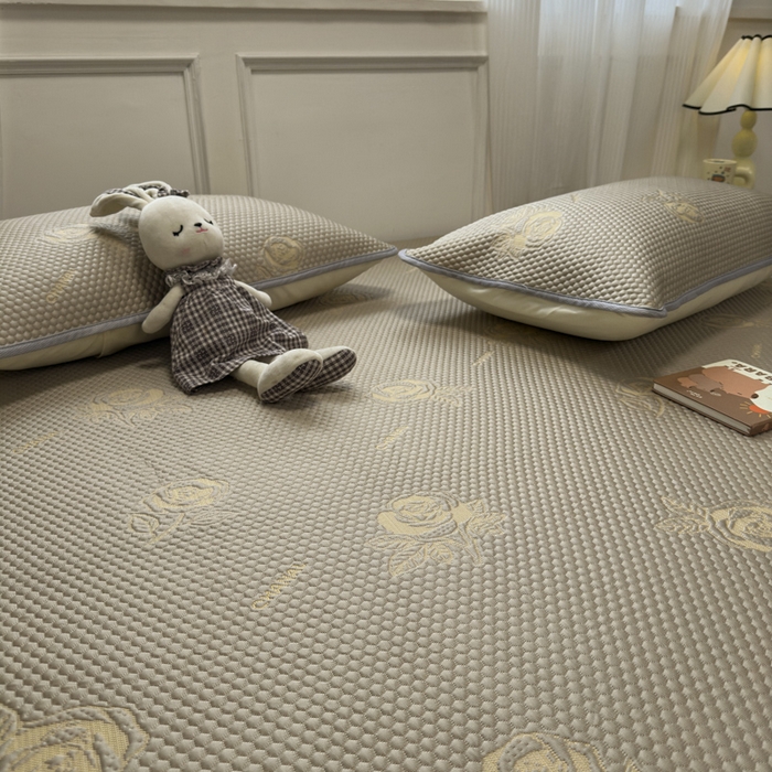 91家纺网 家纺一手货源 找家纺 金爱家 2025新款430克中分子豆豆席凉席席子 豆豆席-玫瑰香槟