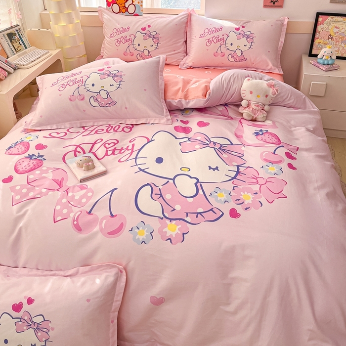 91家纺网 家纺一手货源 找家纺 博雅 2025新款三丽鸥全棉大版单枕套 草莓KT猫