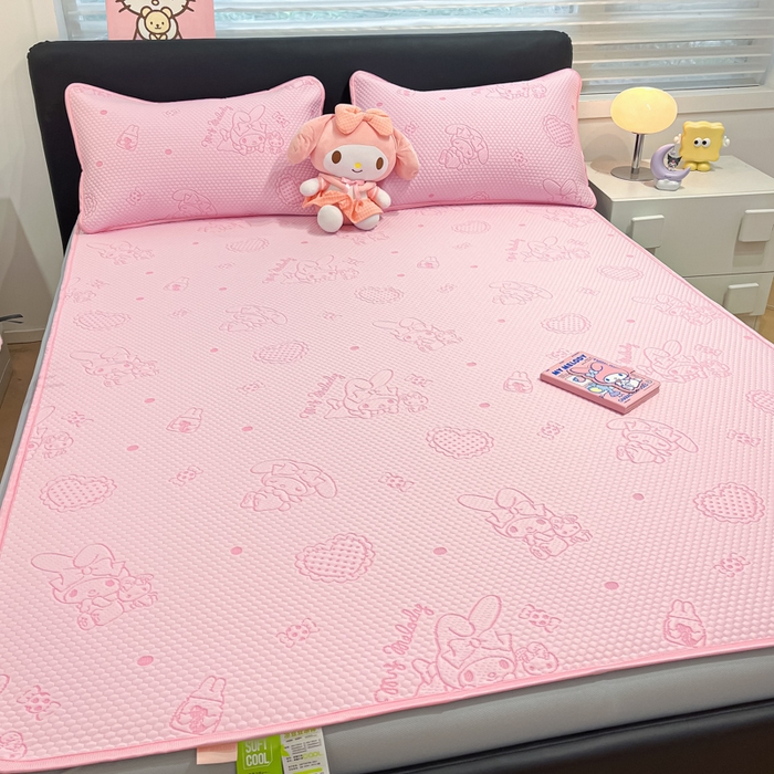 91家纺网 家纺一手货源 找家纺 八零年代 2025新款三丽鸥正版授权A类提花冰豆豆凉席平铺款床笠款系列 冰豆豆-美乐蒂-粉