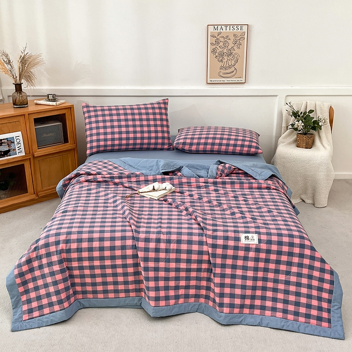 91家纺网 家纺一手货源 找家纺 鸣升家纺 2025新款100%里外全棉棉花夏被无印风全棉色织水洗棉夏凉被空调被夏被春秋被单人可机洗 粉灰小格