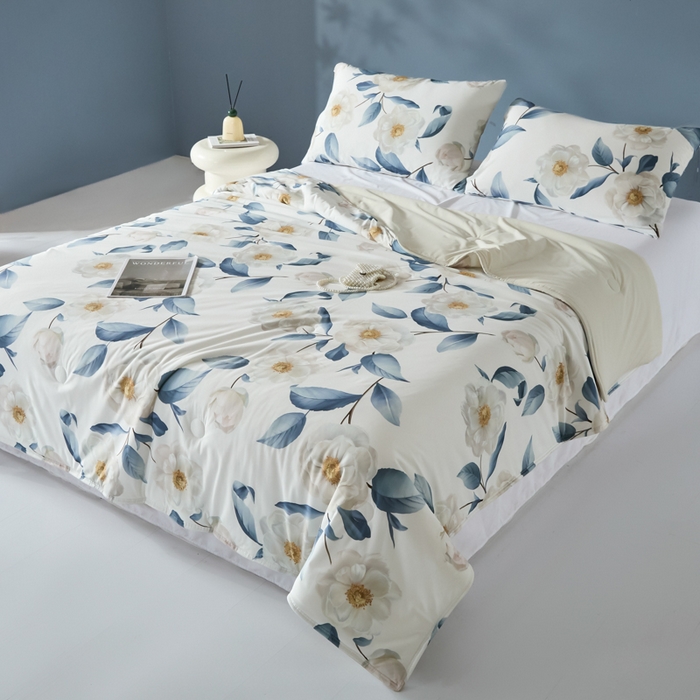 91家纺网 家纺一手货源 找家纺 2025春夏新款100%双面锦纶美式印花夏被凉感空调被 淡雅花香