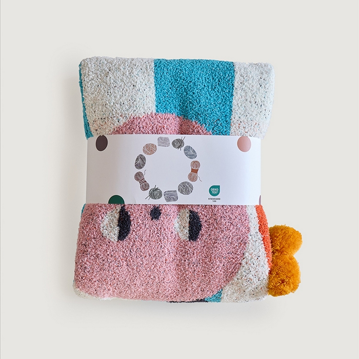 91家纺网 家纺一手货源 找家纺 （总）暖绵绵家纺 2025新款俏皮樱桃遇上条纹半边绒针织盖毯-慕樱