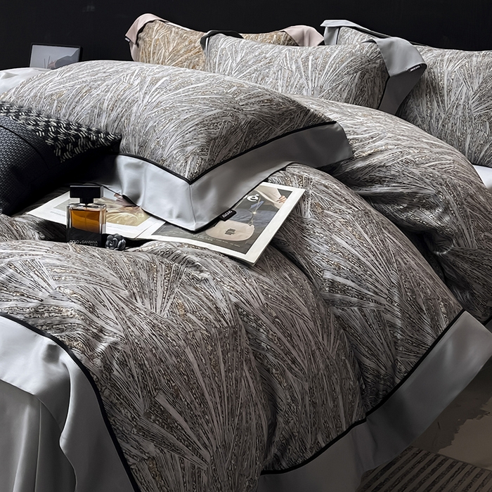 91家纺网 家纺一手货源 找家纺 2025夏季新品A类100支天丝棉夹棉床盖床笠四件套全棉纯棉床单加厚高端重工刺绣长绒棉床上用品    观颜