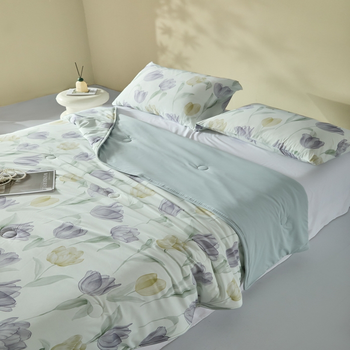 91家纺网 家纺一手货源 找家纺 2025春夏新款100%双面锦纶美式印花夏被凉感空调被 郁金香