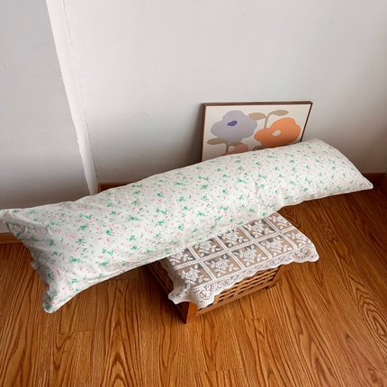 91家纺网 家纺一手货源 找家纺 （总）花西夫人 2023新款13372全棉印花长枕套双人枕头情侣枕芯