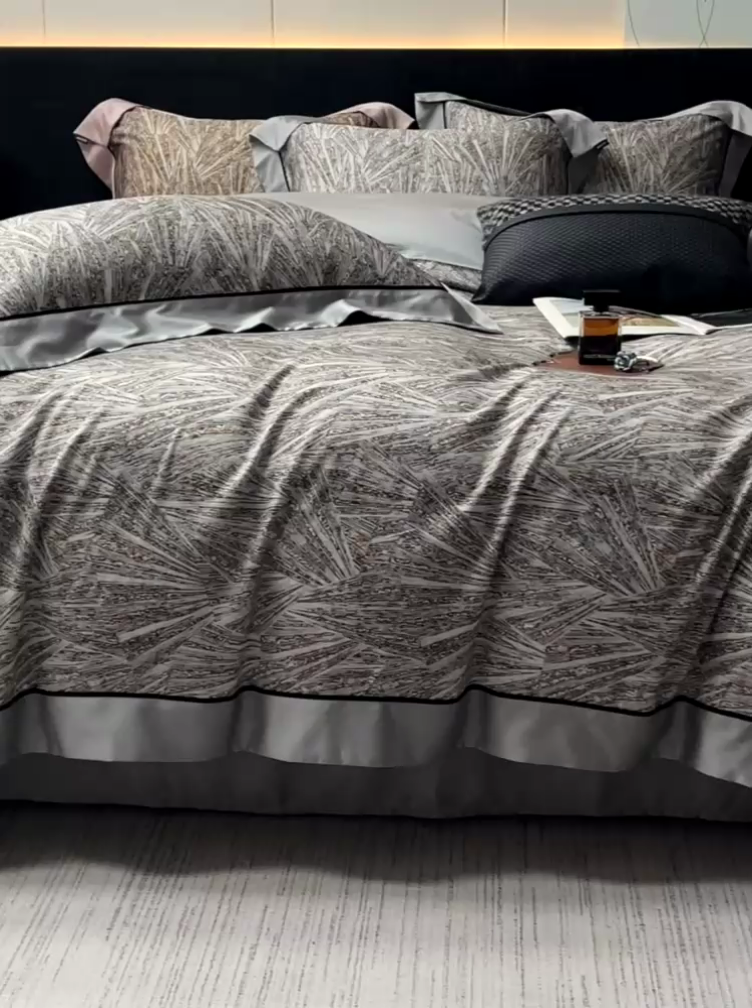 91家纺网 家纺一手货源 找家纺 2025夏季新品A类100支天丝棉夹棉床盖床笠四件套全棉纯棉床单加厚高端重工刺绣长绒棉床上用品    观颜