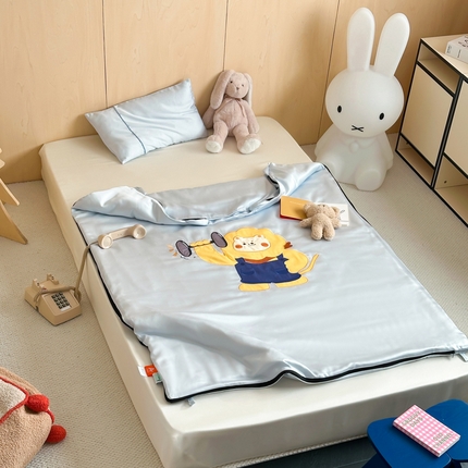 91家纺网 家纺一手货源 找家纺 （总）喜多兔儿童家纺 2025新款60S兰精天丝睡袋防踢被