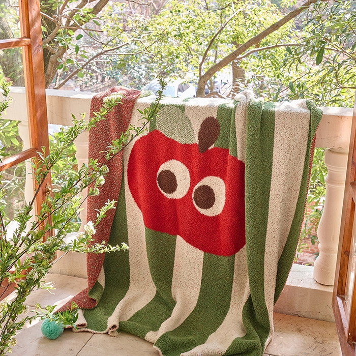 91家纺网 家纺一手货源 找家纺 （总）暖绵绵家纺 2025新款可爱卡通半边绒针织盖毯-乐绯