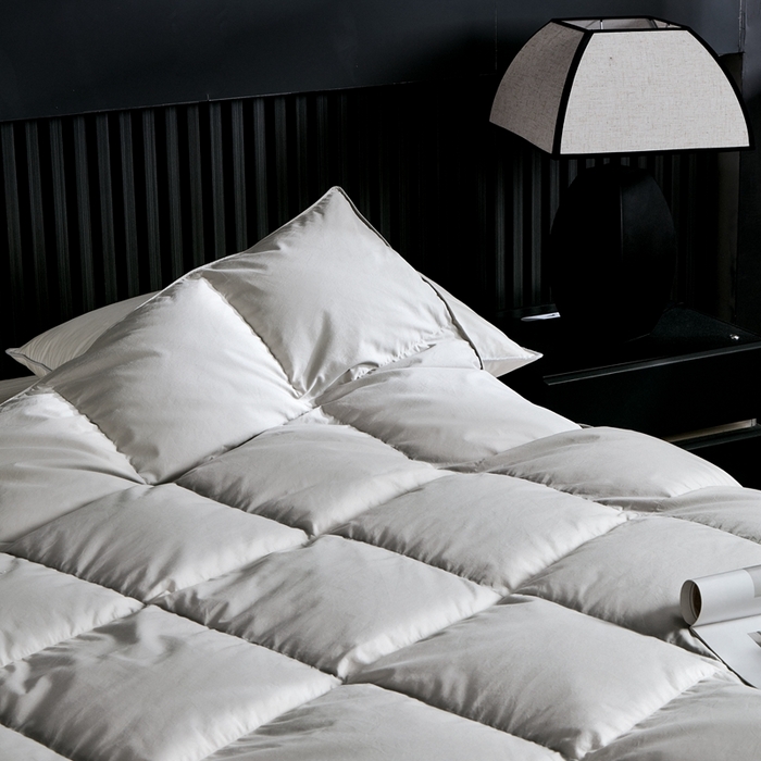 91家纺网 家纺一手货源 找家纺 御眠纺羽绒被壳 2025新款1全棉纯色全棉贡缎羽绒被羽绒被壳单层立体边 灰色