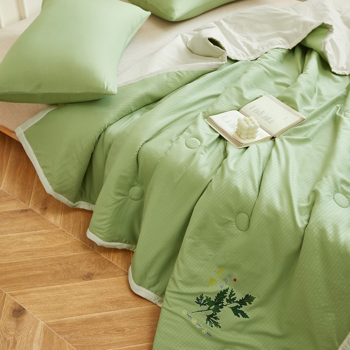 91家纺网 家纺一手货源 找家纺 欧雅搁2025纯色艾草驱蚊夏凉被 果绿色