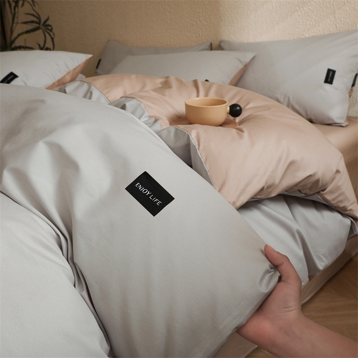 91家纺网 家纺一手货源 找家纺 启程2025新款全棉纯色双拼无印风四件套 绅士灰+杏仁