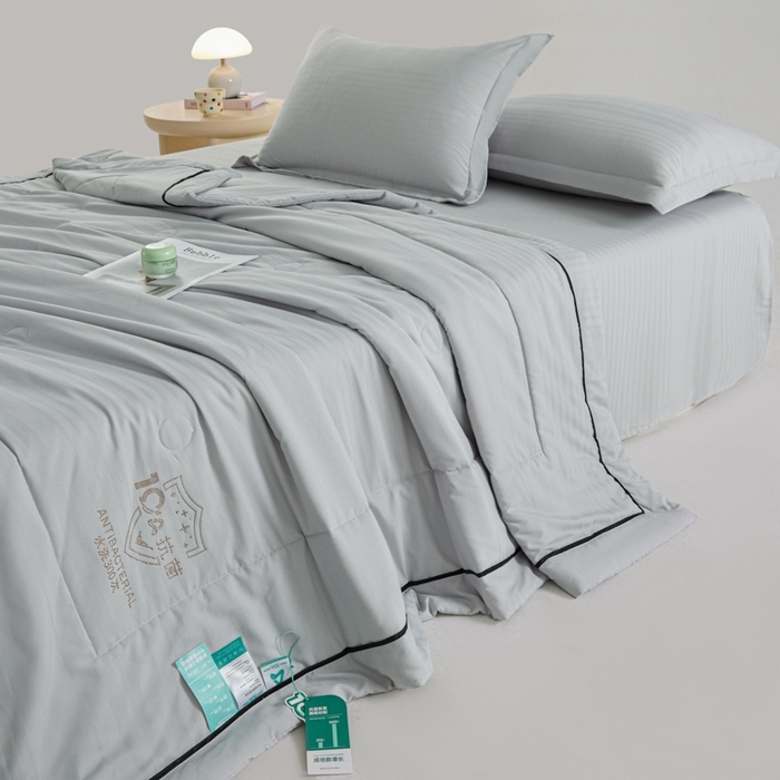 91家纺网 家纺一手货源 找家纺 宝士康家纺 2025新款10A抗菌华夫条提花夏被 浅灰