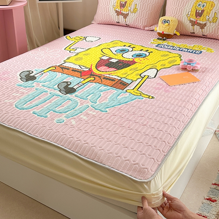 91家纺网 家纺一手货源 找家纺 金爱家 2025新款海绵宝宝乳胶凉席床笠款凉席席子 凉席床笠款-爱喝海绵宝宝粉