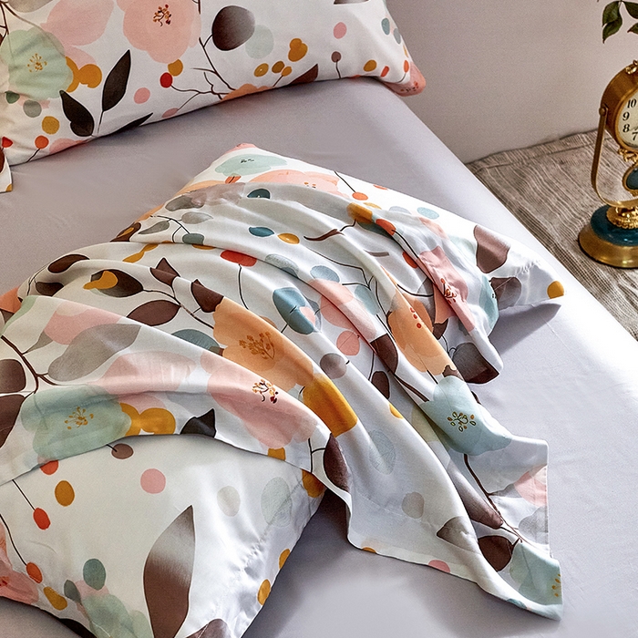 91家纺网 家纺一手货源 找家纺 未来家居 2025春夏新款100支莱赛尔天丝贡缎纯色印花系列高端礼盒四件套 花迷