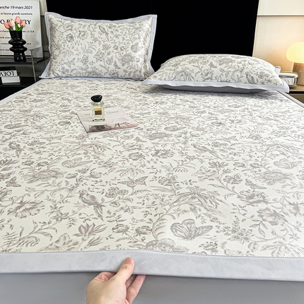 91家纺网 家纺一手货源 找家纺 倾慕家纺 2025新款冰泉丝水墨风印花包边席子凉席 雅境灰