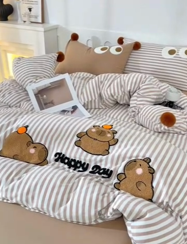 91家纺网 家纺一手货源 找家纺 （总）炫拼家纺 2025新款毛球卡通毛巾绣A类全棉40支水洗棉四件套