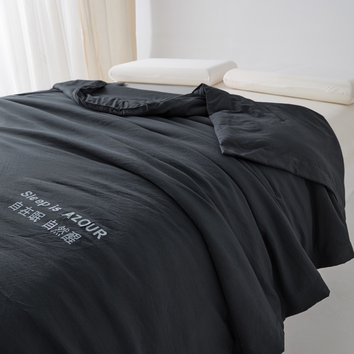 91家纺网 家纺一手货源 找家纺 闲鱼家纺 2025新款某朵同款深睡Pro夏被 自在眠  自然醒 深灰