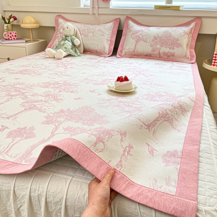 91家纺网 家纺一手货源 找家纺 迪乐妮 2025新款印花真冰藤冰凉席 丛林间