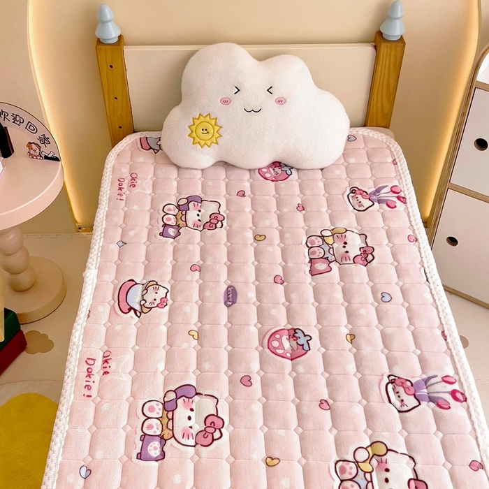 91家纺网 家纺一手货源 找家纺 梵赫家纺2024新款牛奶绒床护垫床垫幼儿园床垫儿童床垫可水洗 垫套-Kitty猫咪