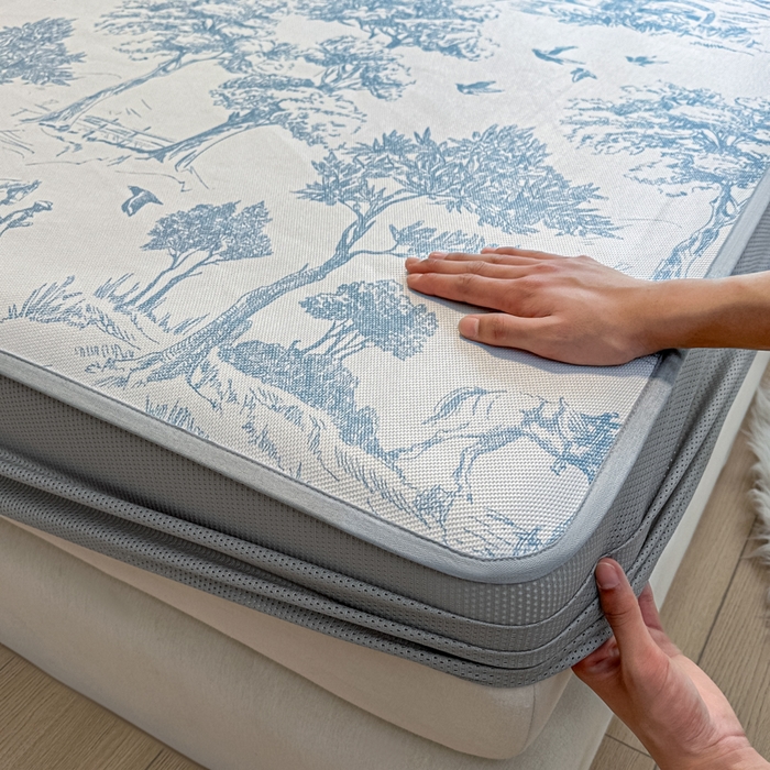 91家纺网 家纺一手货源 找家纺 （总）迪乐妮 2025新款真冰藤印花床笠款凉席