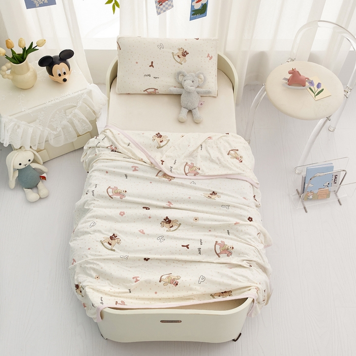 91家纺网 家纺一手货源 找家纺 丝涟家居 2025新款婴儿裸睡级凉感针织毯幼儿园夏被儿童夏被毯子 木马熊