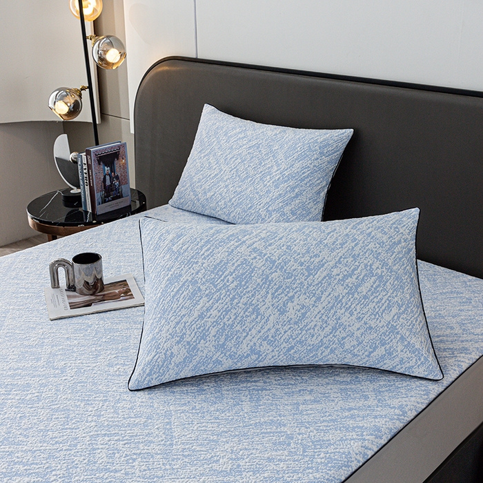 91家纺网 家纺一手货源 找家纺 锦罗绣 2025春夏新款PE中分子凉感提花软凉席席子 流金岁月-蓝 床笠款