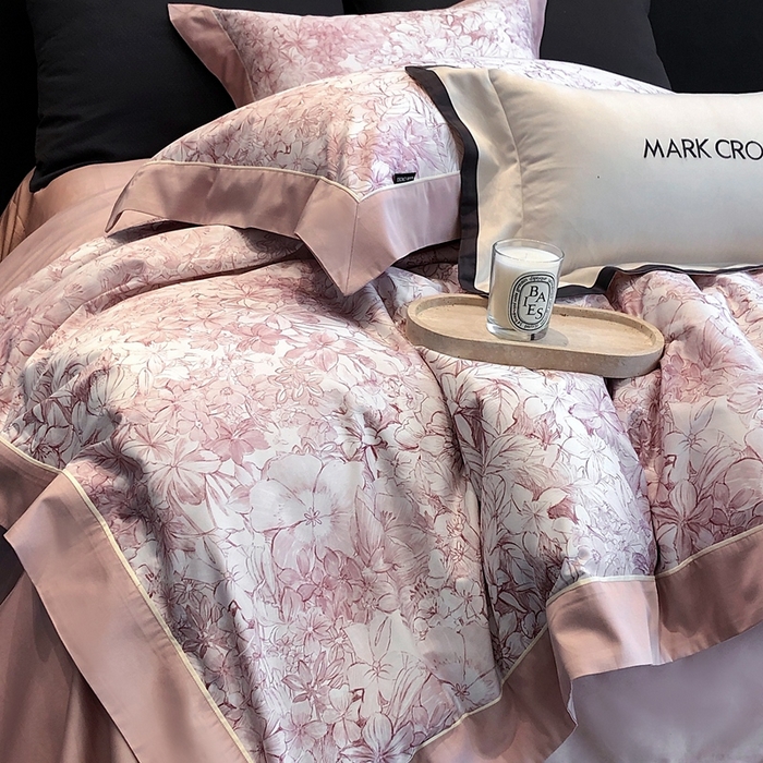 91家纺网 家纺一手货源 找家纺 佳汐蓝2025新款典雅诗意花卉全棉印花四件套券后不低于438/458元 雾隐巴黎-霞光粉