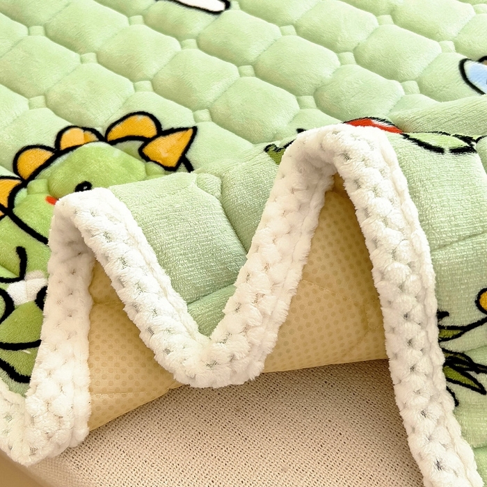 91家纺网 家纺一手货源 找家纺 梵赫家纺2024新款牛奶绒床护垫床垫幼儿园床垫儿童床垫可水洗 薄垫-恐龙集结