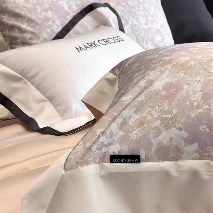 91家纺网 家纺一手货源 找家纺 佳汐蓝2025新款典雅诗意花卉全棉印花四件套券后不低于438/458元 馥雅铃兰-胭脂粉