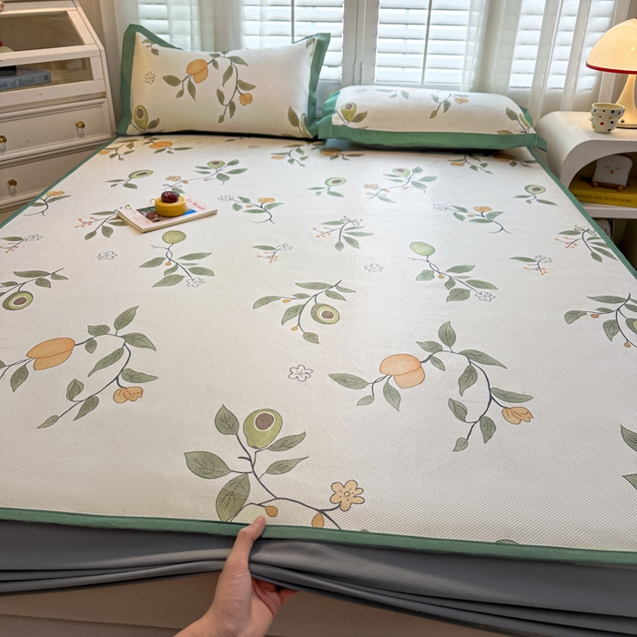 91家纺网 家纺一手货源 找家纺 迪乐妮 2025新款真冰藤印花床笠款凉席 牛油果