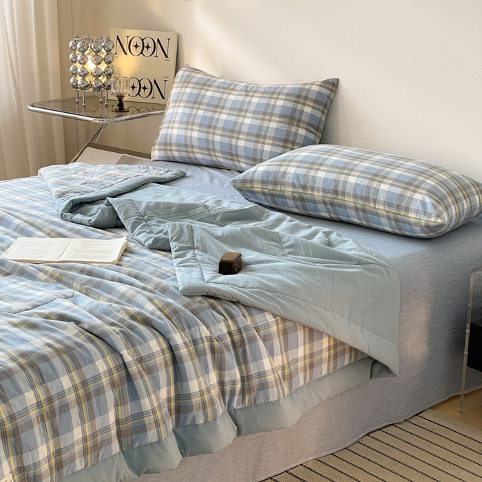 91家纺网 家纺一手货源 找家纺 2025梦初语新款无印风棉花夏被 绅士格