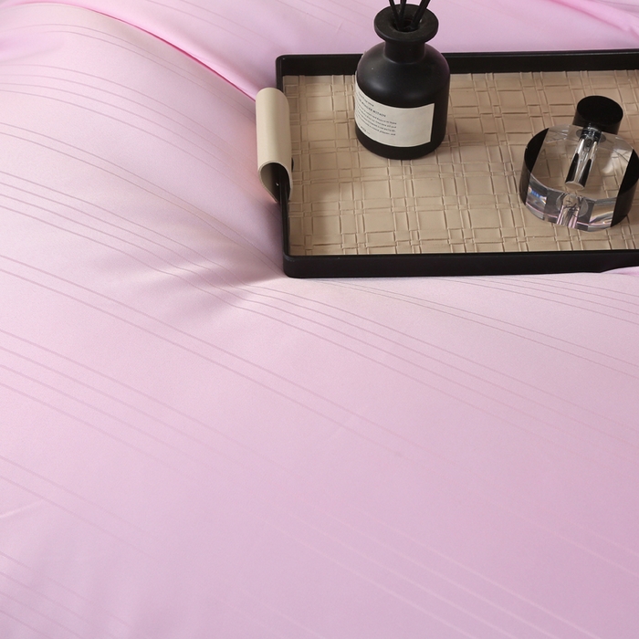 91家纺网 家纺一手货源 找家纺 2025新款全棉缎条贡缎提花被子被芯夏凉被春秋被冬被二合一子母被 粉色