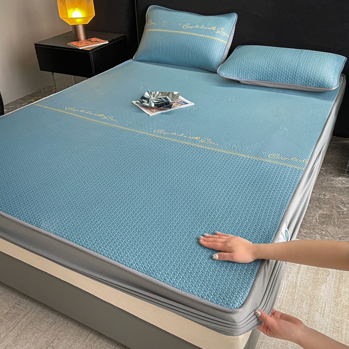 91家纺网 家纺一手货源 找家纺 2025新款提花冰豆豆凉席床笠床席三件套幸运草系列 幸运草-蓝