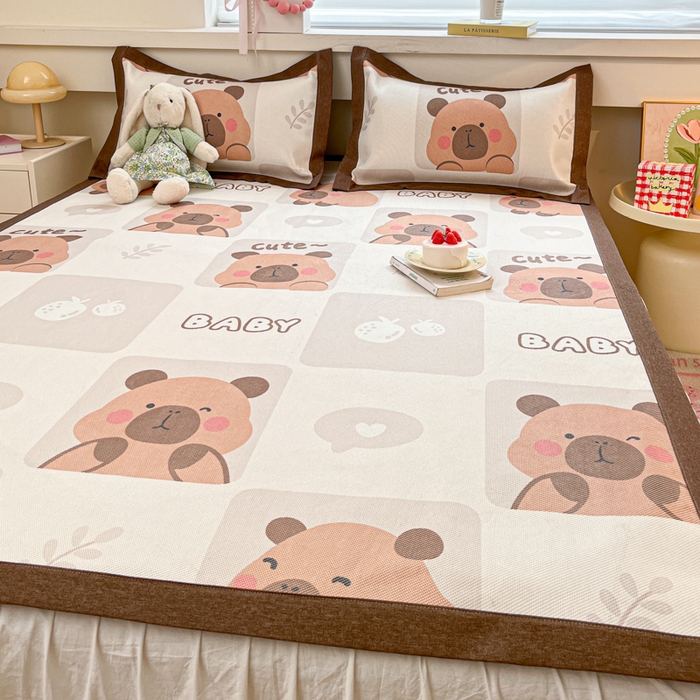 91家纺网 家纺一手货源 找家纺 迪乐妮 2025新款印花真冰藤冰凉席 卡皮巴拉