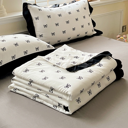 91家纺网 家纺一手货源 找家纺 （总）逸林家纺《原希尔顿逸林》 2025爆款法式赫本风水洗棉韩版荷叶花边云朵棉夏被夏凉被空调被四件套直播爆款