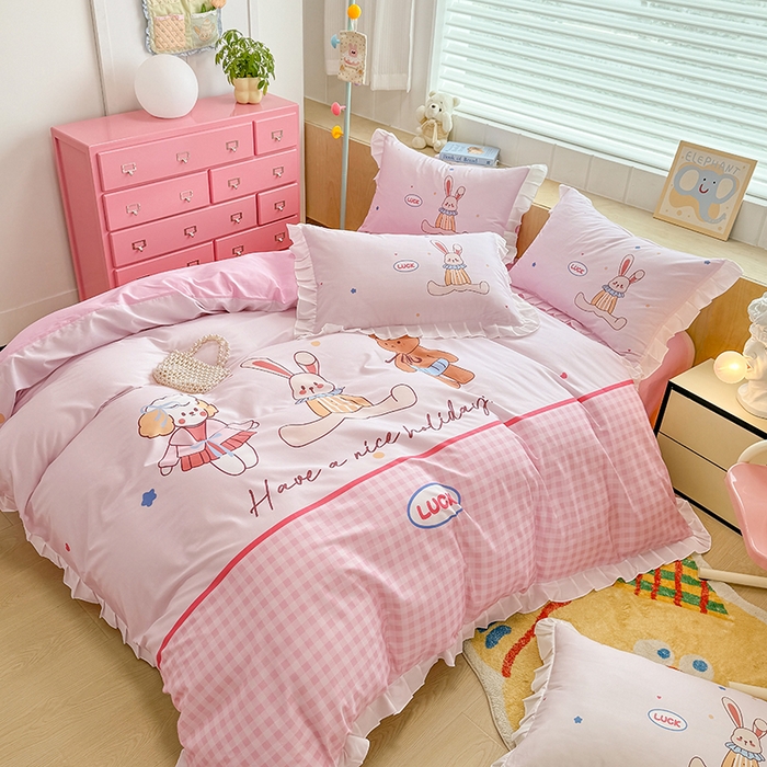 91家纺网 家纺一手货源 找家纺 玉元坊 2025新款全棉纯棉数码印花四件套 小熊伙伴