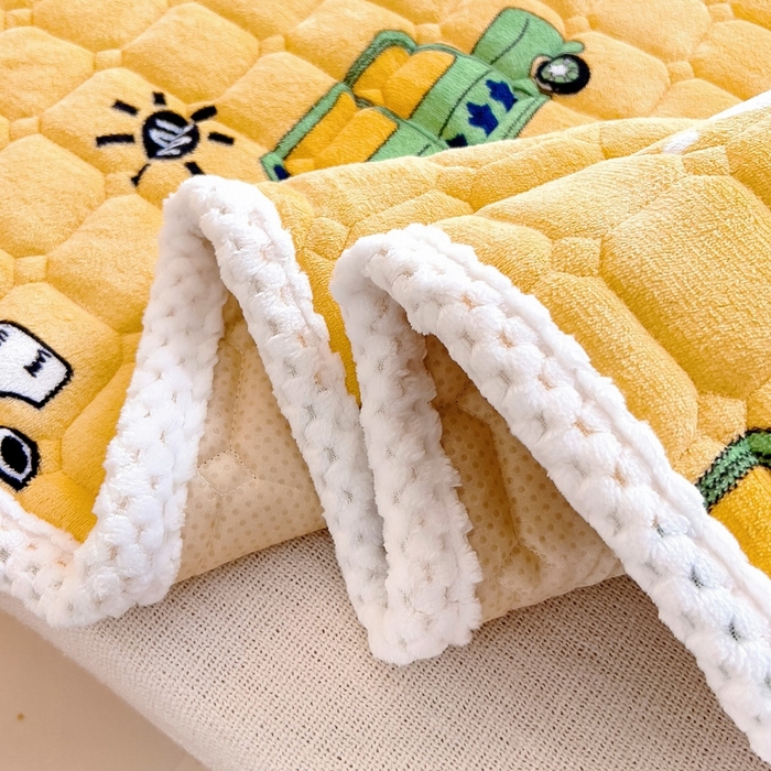 91家纺网 家纺一手货源 找家纺 梵赫家纺2024新款牛奶绒床护垫床垫幼儿园床垫儿童床垫可水洗 垫套-滴滴车队黄