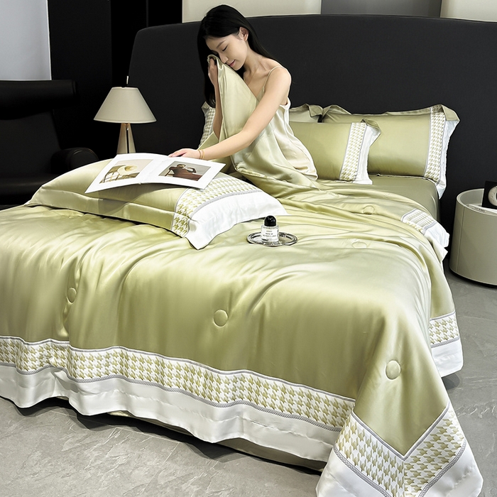 91家纺网 家纺一手货源 找家纺 露梦家纺 2025新款A类水洗真丝数码边莫兰迪系列夏被子被芯 莫兰迪-香草绿