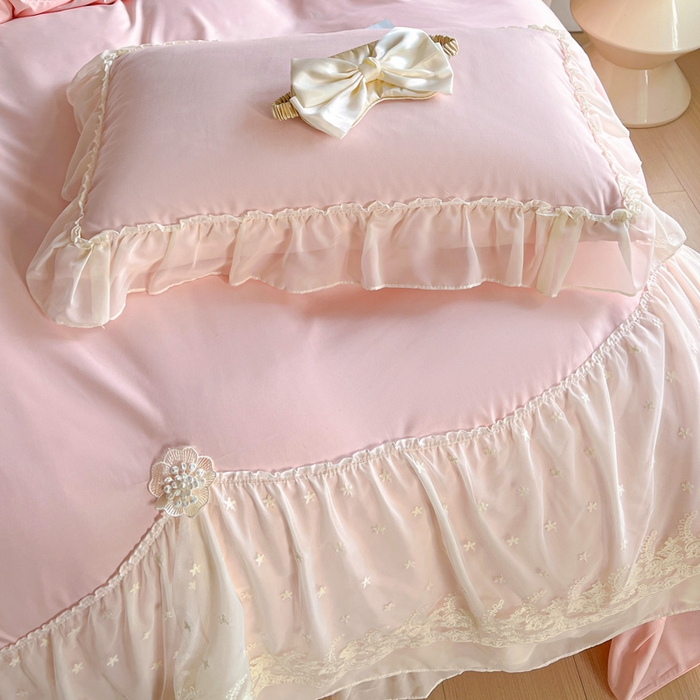 91家纺网 家纺一手货源 找家纺 艺玲家纺 2025新款糯小棉爱丽莎雪纺花边四件套 爱丽莎-粉