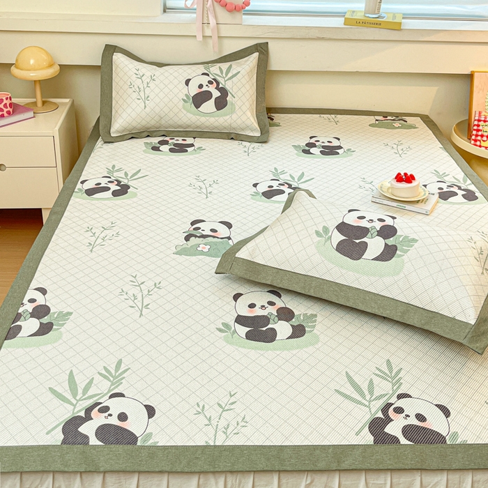 91家纺网 家纺一手货源 找家纺 迪乐妮 2025新款印花真冰藤冰凉席 可爱熊猫