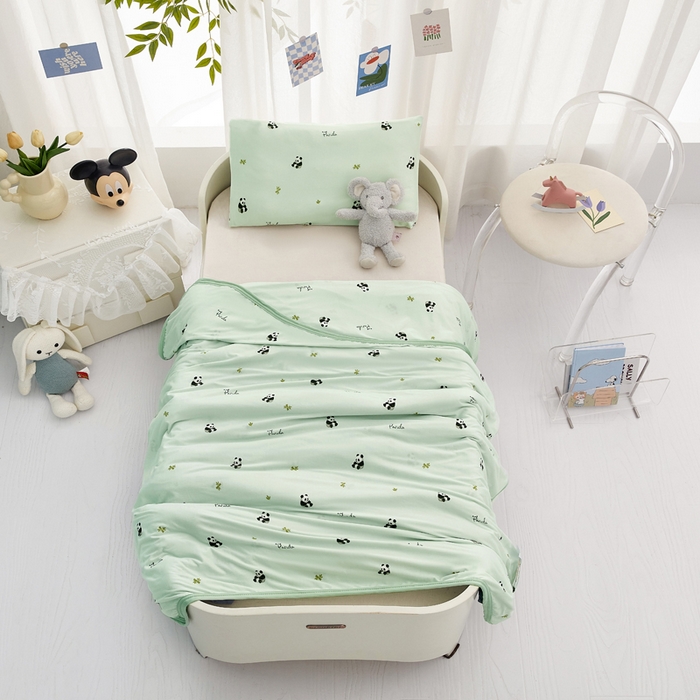 91家纺网 家纺一手货源 找家纺 丝涟家居 2025新款婴儿裸睡级凉感针织毯幼儿园夏被儿童夏被毯子 熊猫乐园