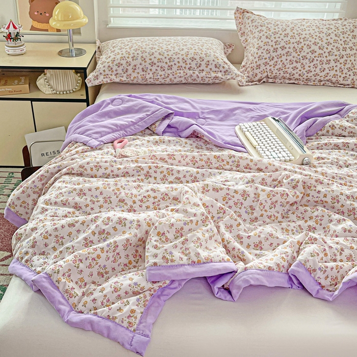 91家纺网 家纺一手货源 找家纺 富艺隆 2025新款水洗棉双层纱夏被 久期诗华紫