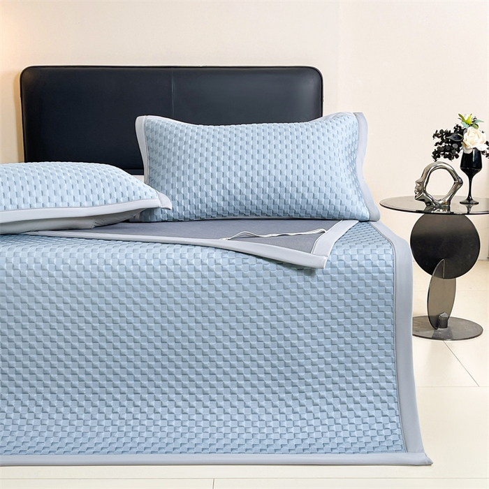 91家纺网 家纺一手货源 找家纺 雯豆家纺 2025夏季新款高端PE凉感中分子凉席三件套纯色绑带款席子套件 方格款-海涛蓝