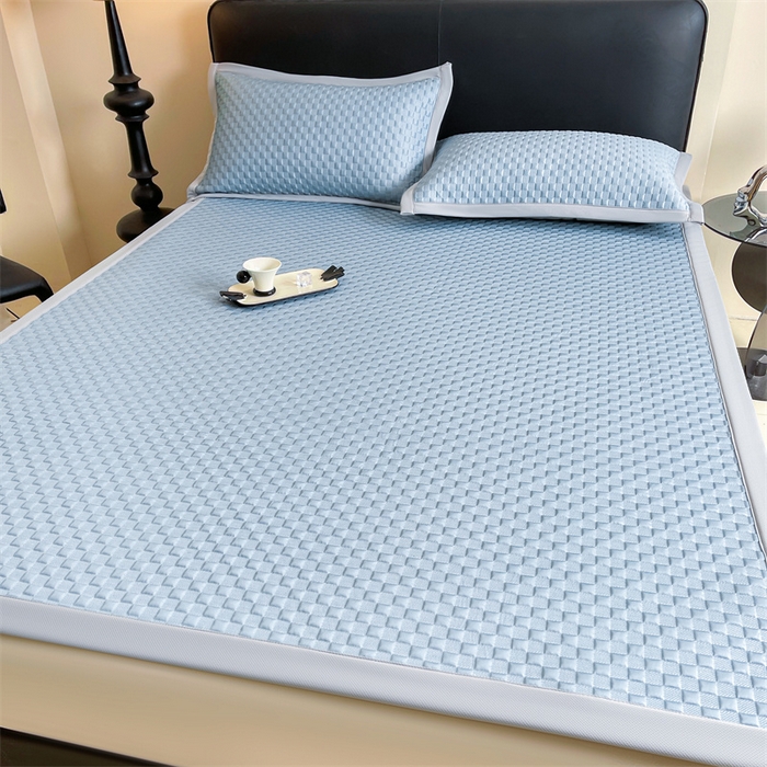 91家纺网 家纺一手货源 找家纺 雯豆家纺 2025夏季新款高端PE凉感中分子凉席三件套纯色绑带款席子套件 方格款-海涛蓝