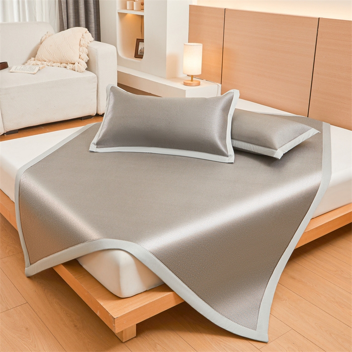 91家纺网 家纺一手货源 找家纺 雯豆家纺 2025夏季新款冰藤凉席三件套纯色绑带款冰丝凉席子素色套件 冰藤席-伯爵灰