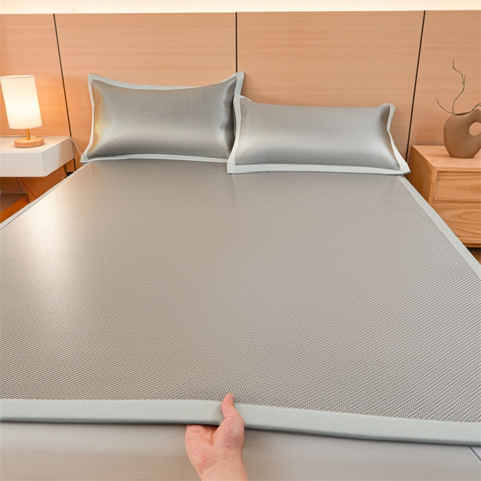 91家纺网 家纺一手货源 找家纺 雯豆家纺 2025夏季新款冰藤凉席三件套纯色绑带款冰丝凉席子素色套件 冰藤席-伯爵灰