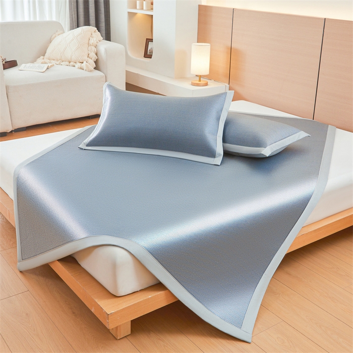 91家纺网 家纺一手货源 找家纺 雯豆家纺 2025夏季新款冰藤凉席三件套纯色绑带款冰丝凉席子素色套件 冰藤席-摩登蓝