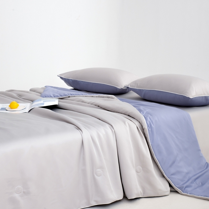 91家纺网 家纺一手货源 找家纺 （总）仁凯家纺 2025新款A类莱赛尔天丝纤维夏凉被双拼色（20%莱赛尔天丝纤维填充，包过检）【提供买家秀】